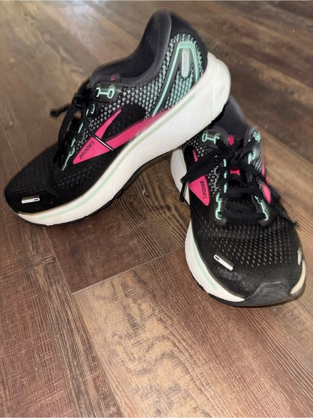 Brooks Women's Black Running Shoes with Pink and Mint Details - Picture 1 of 7